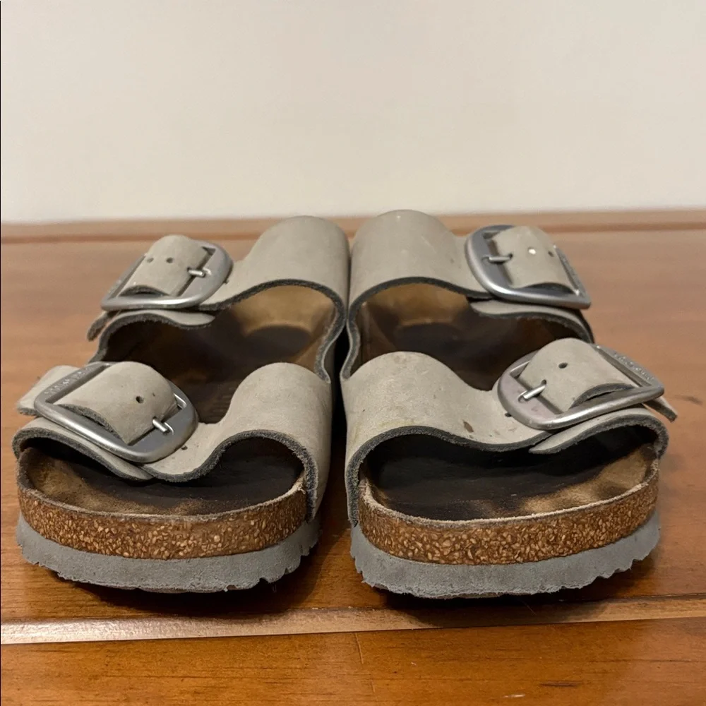 Birkenstock Tan  Sandals with Buckles Size 8 - Picture 8 of 16